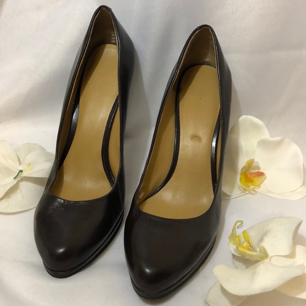 Nine West Dark Brown Pumps